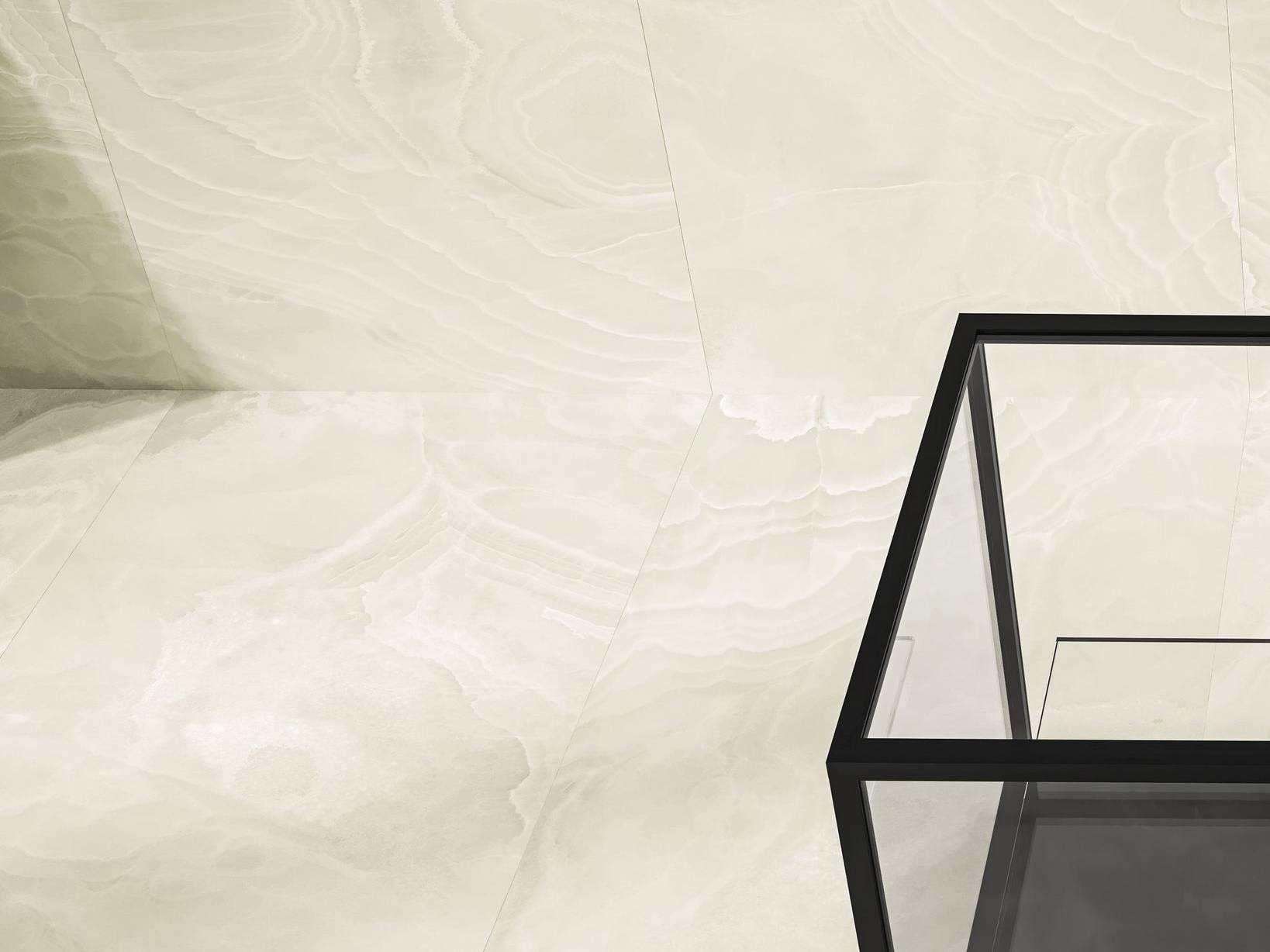 Lustra 1 | Qualis Ceramica | Luxury Tile and Vinyl at affordable prices